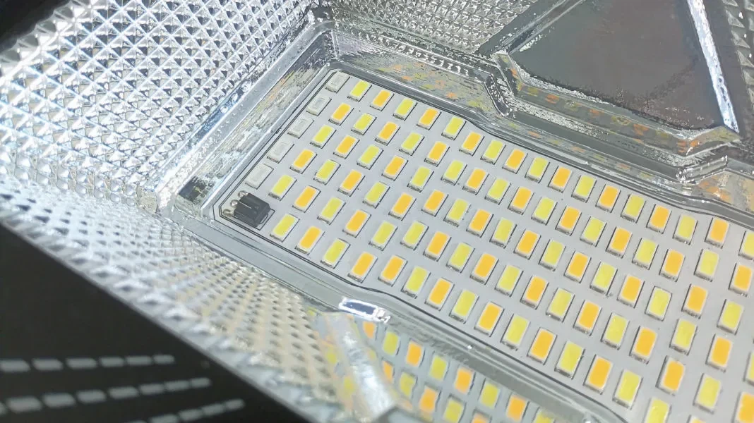 Durable Outdoor Design Solar Flood Light Factory